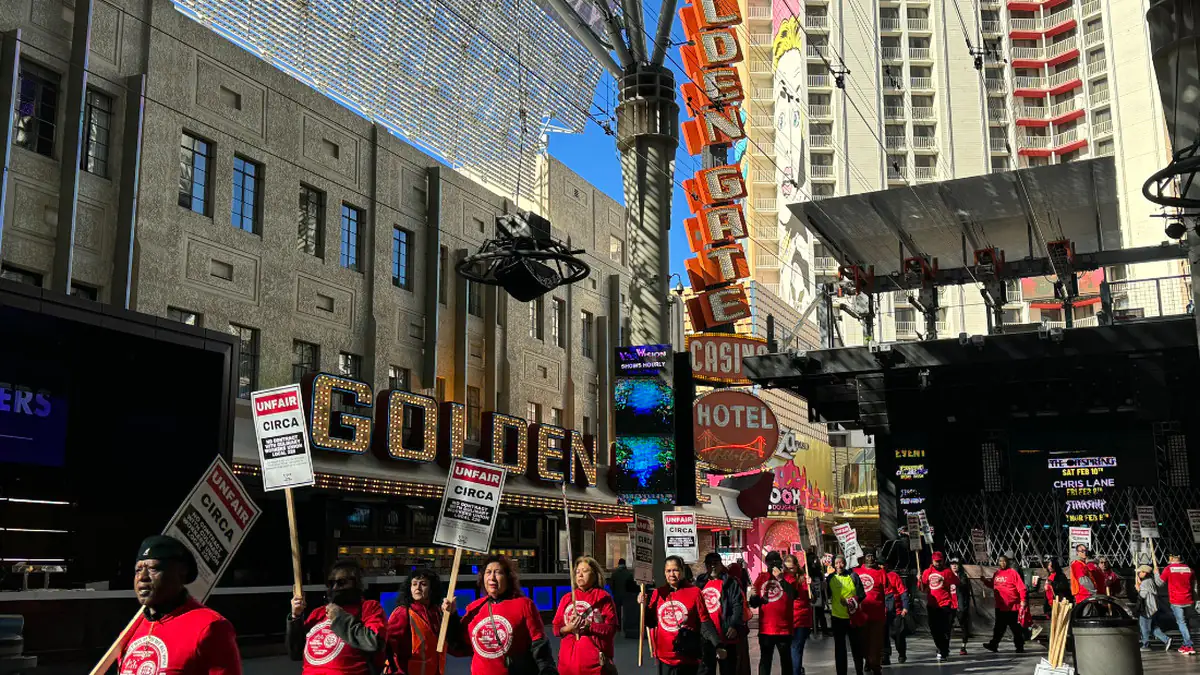 Las Vegas Spared Casino Workers Strike Ahead Of Super Bowl