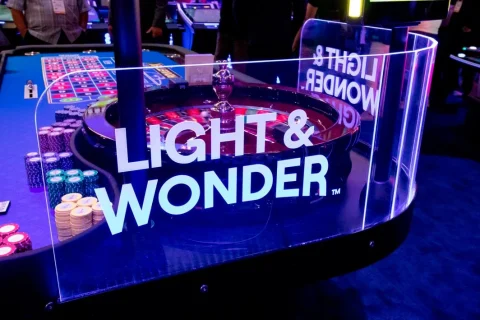 Light Wonder 